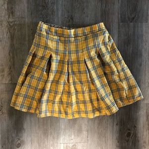 yellow plaid skirt